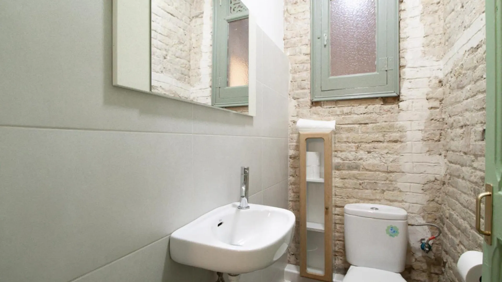Marina Sagrada Familia Apartment Barcelona