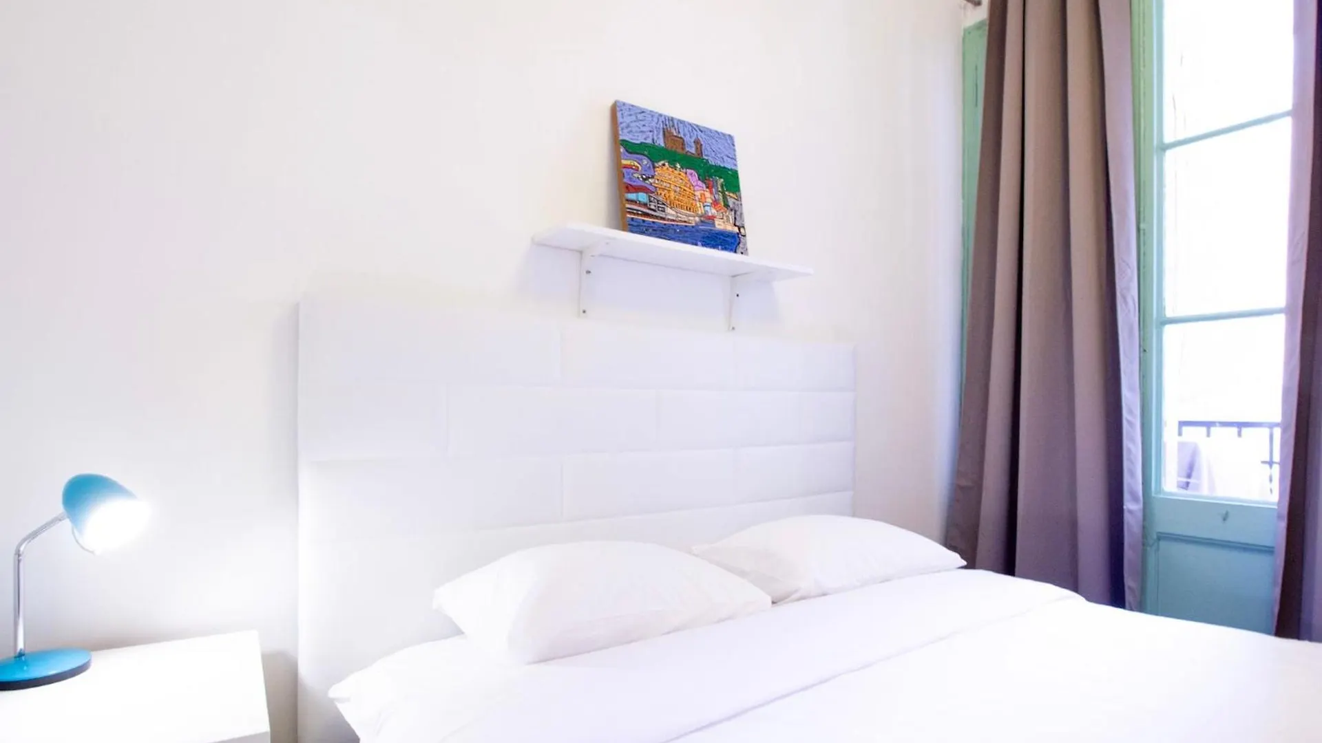 Marina Sagrada Familia Apartment Barcelona 0*,  Spain