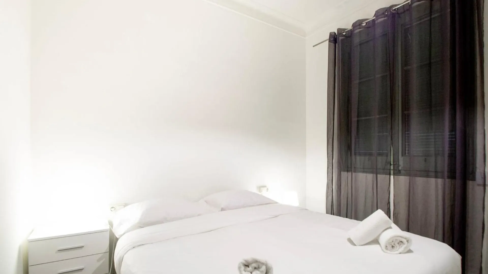 Marina Sagrada Familia Apartment Barcelona Spain