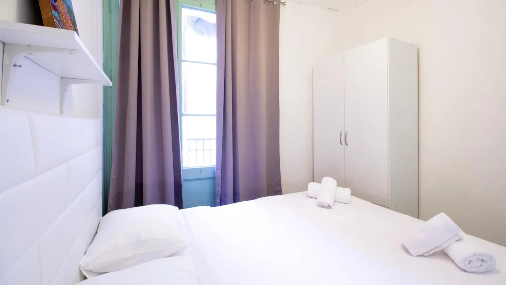 Marina Sagrada Familia Apartment Barcelona