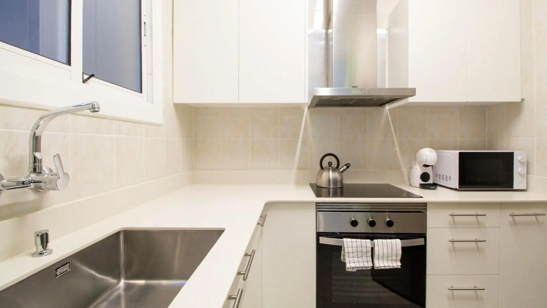 Marina Sagrada Familia Apartment Barcelona Spain