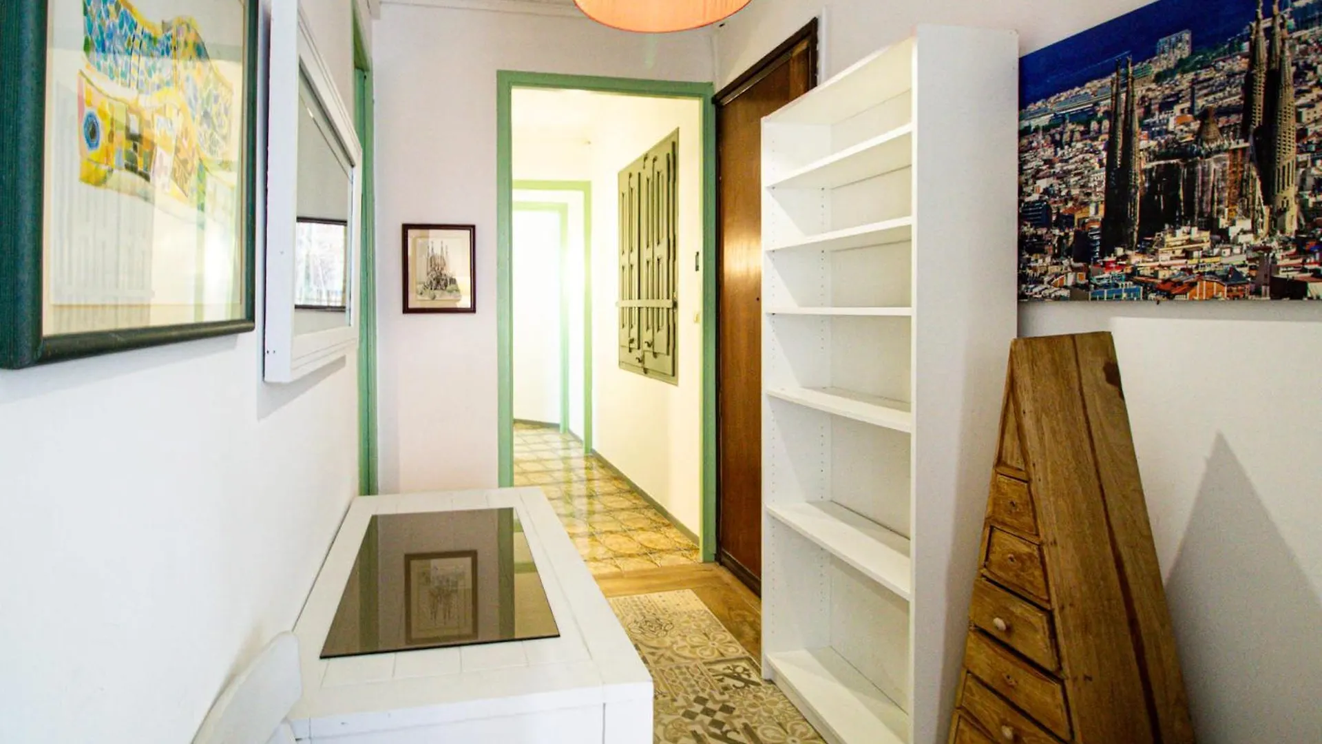 Marina Sagrada Familia Apartment Barcelona