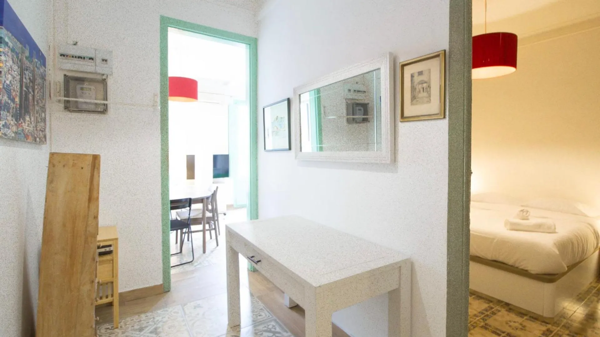 Marina Sagrada Familia Apartment Barcelona