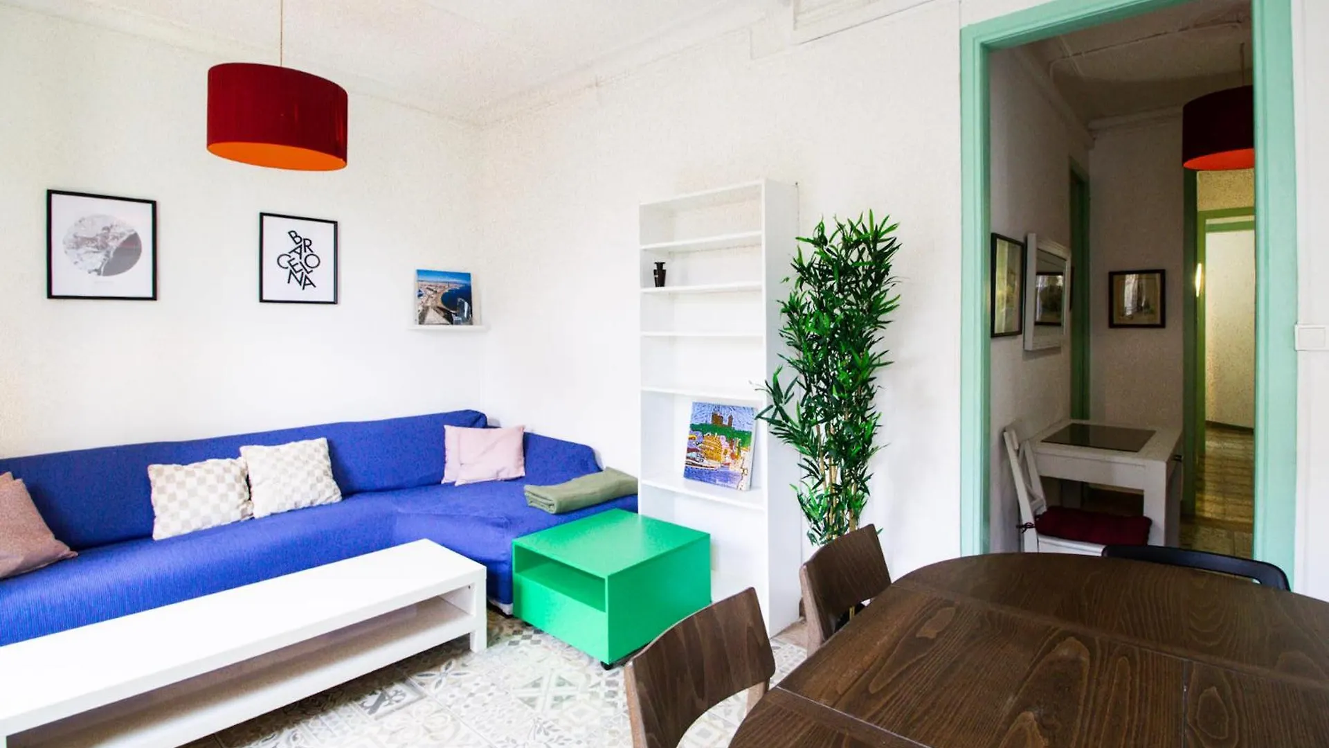 Marina Sagrada Familia Apartment Barcelona